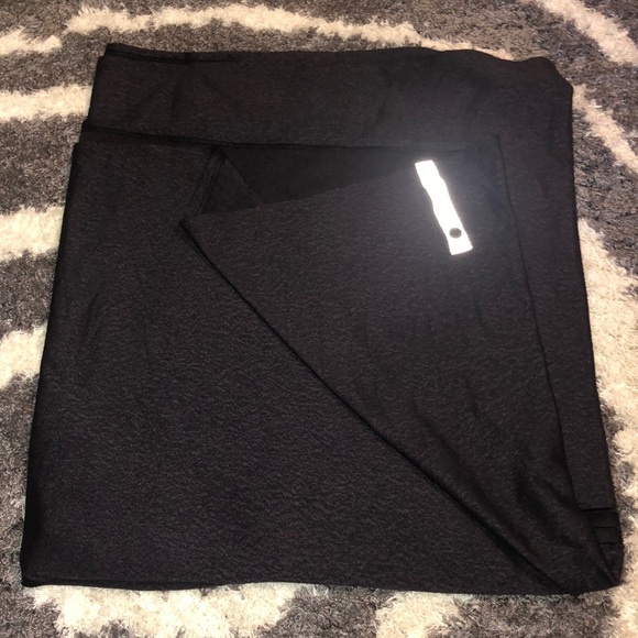 Lululemon Vinyasa Scarf